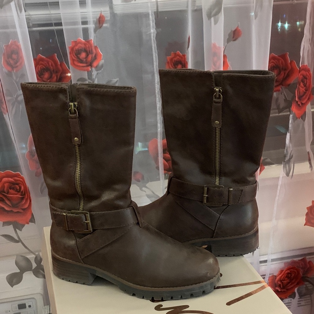 Women’s boots